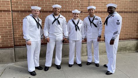 Us Navy Military Uniforms