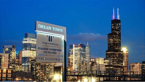 Vernon Hills Dream Town Real Estate