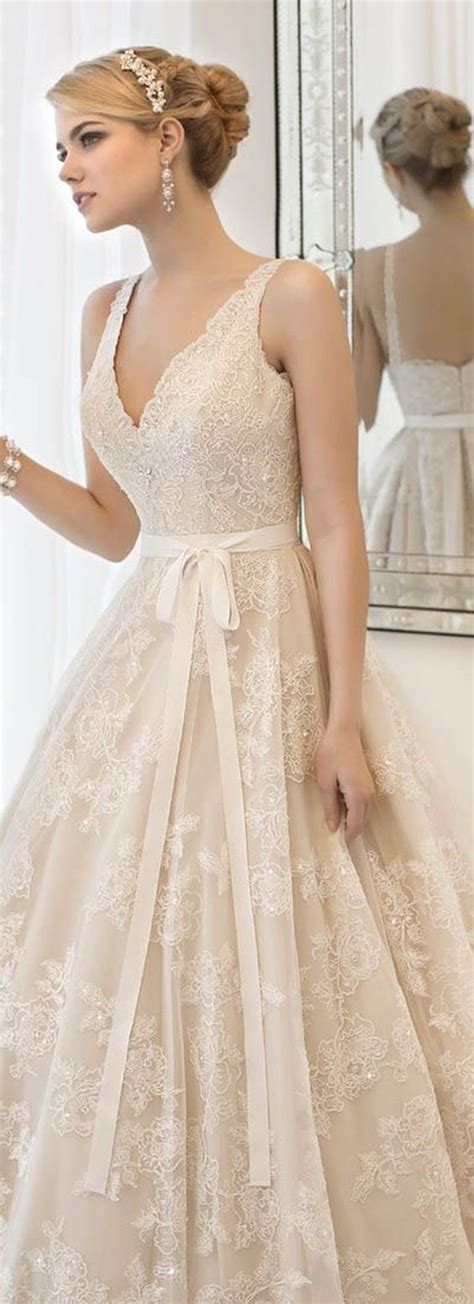 Vintage Looking Wedding Dresses