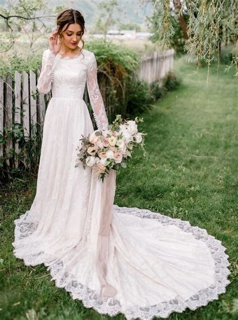 Vintage Wedding Dresses with Sleeves: Timeless Elegance for Your Special Day