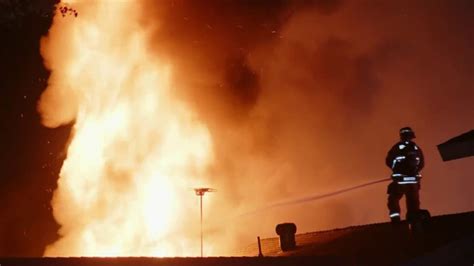 West Covina Home Destroyed In Overnight Fire Nbc Los Angeles