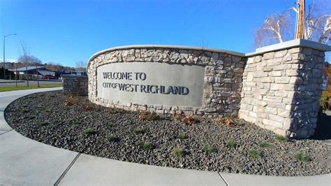 West Richland Councilwoman Challenged By Candidate Saying He S The