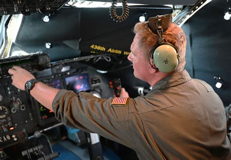 What Is A Flight Engineer