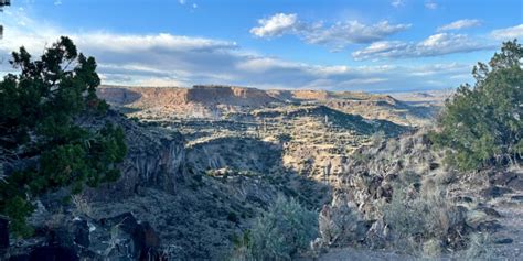 White Rock Overlook A Mini Grand Canyon In New Mexico Uponarriving