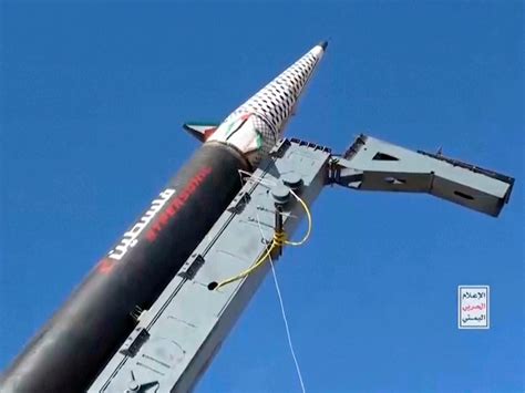 Yemen S Houthis Fire Hypersonic Missile At Israel What To Know