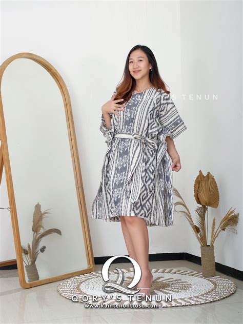 Your Friendly Fashion Blog Assistant